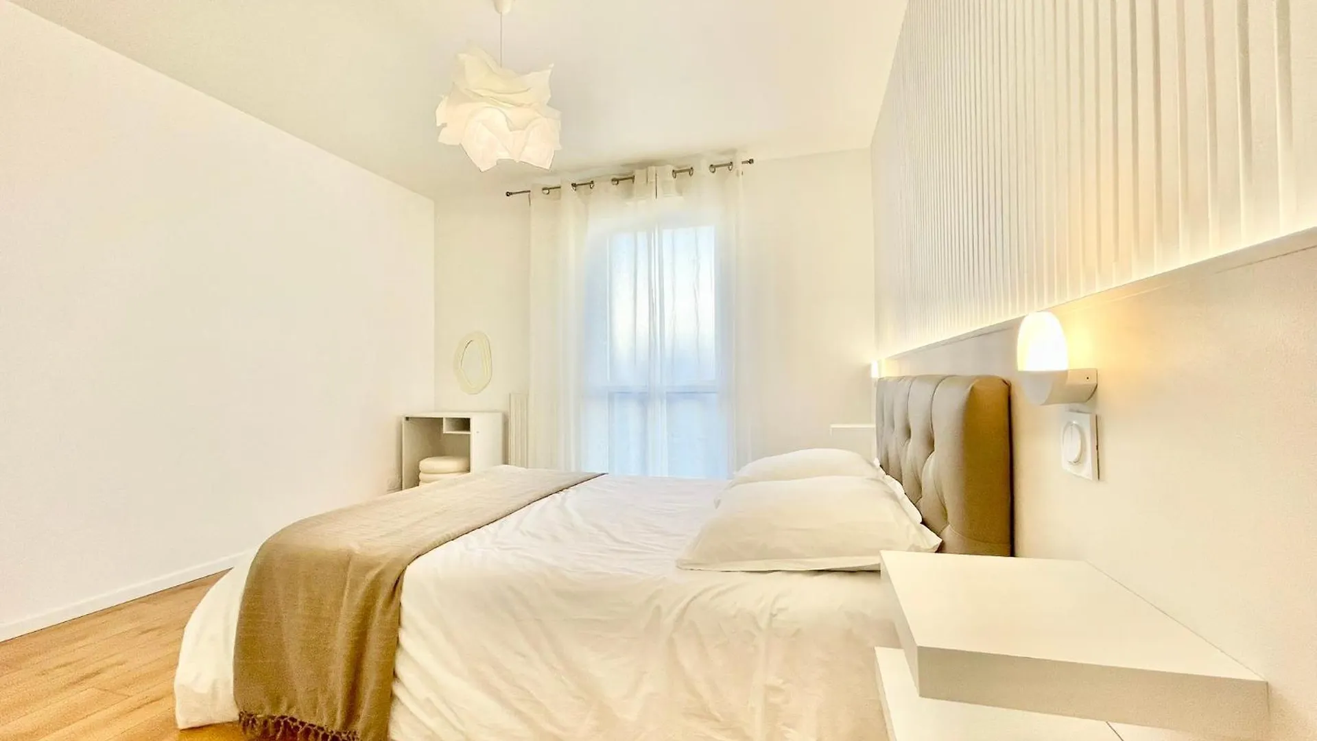 Apartment Parcappart 5 - Terrasse - Parking - Netflix Lanester